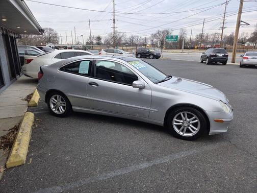 2002 Mercedes-Benz C-Class C 230 Kompressor 2dr Hatchback