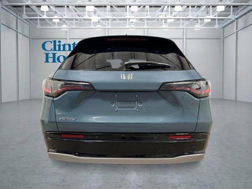 Pearl 2027 Honda HR-V EX-L