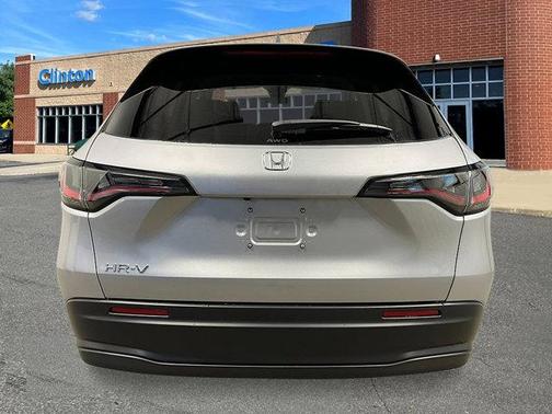 2026 Honda HR-V LX