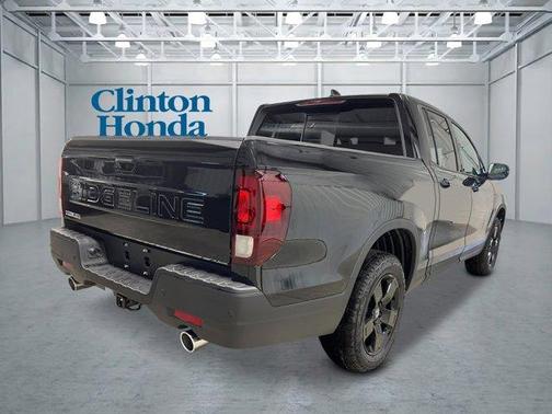 Crystal Black Pearl 2026 Honda Ridgeline Black Edition