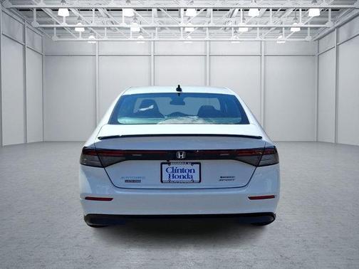 Platinum White Pearl 2025 Honda Accord Hybrid Sport