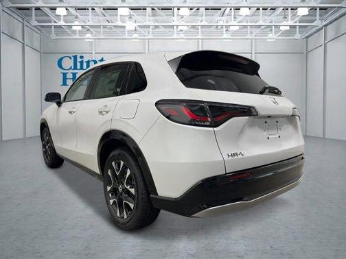 Platinum White Pearl 2027 Honda HR-V EX-L