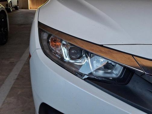 White Orchid Pearl 2018 Honda Civic EX-L
