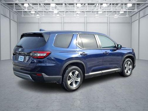 2023 Honda Pilot EX-L 7-Passenger