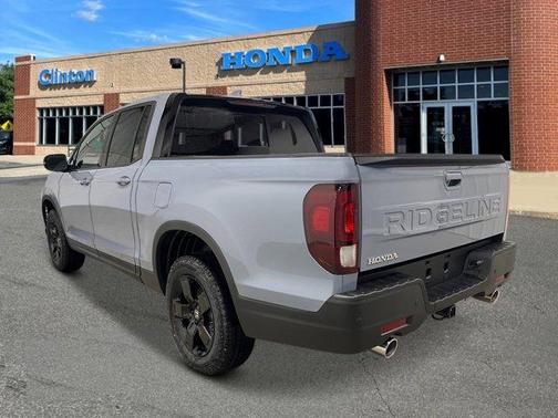 2025 Honda Ridgeline Black Edition