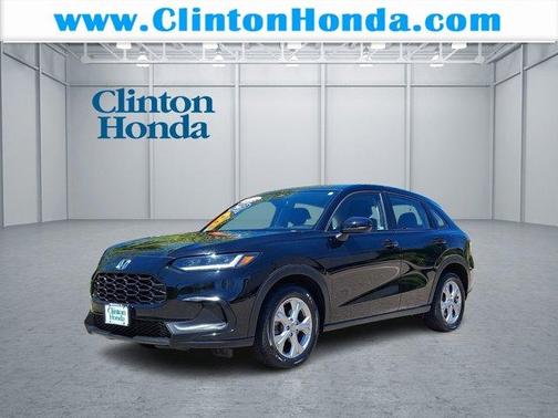 Crystal Black Pearl 2023 Honda HR-V LX
