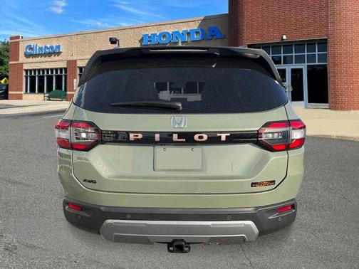 2026 Honda Pilot TrailSport