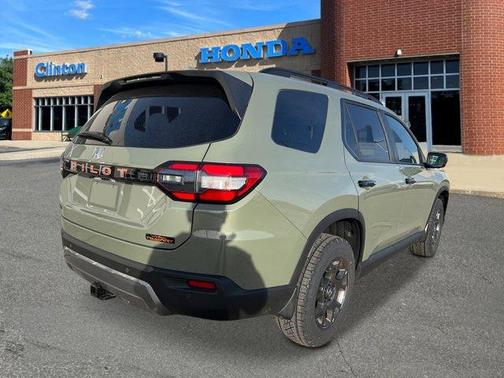 2026 Honda Pilot TrailSport