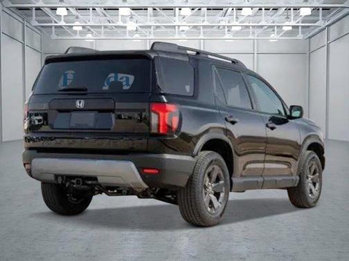 Crystal Black Pearl 2026 Honda Passport RTL Towing