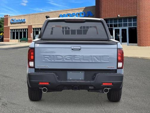 2025 Honda Ridgeline Sport