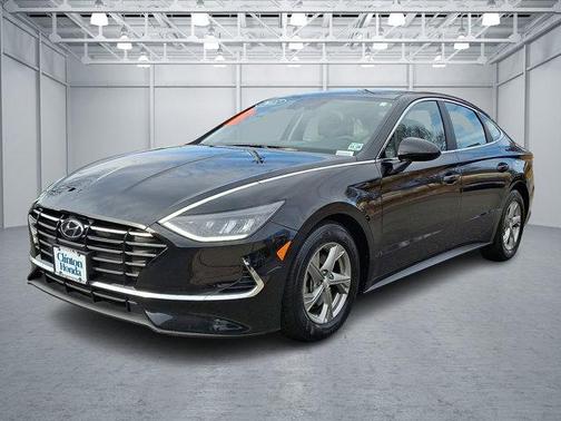 2022 Hyundai SONATA SE