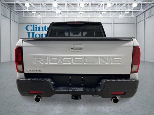 Platinum White Pearl 2026 Honda Ridgeline Black Edition
