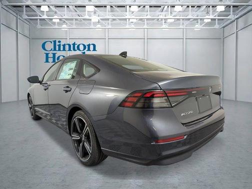 Meteorite Gray Metallic 2026 Honda Accord SE