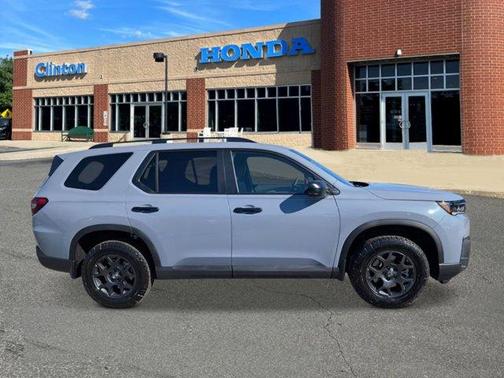 2026 Honda Pilot TrailSport