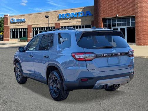 2026 Honda Pilot TrailSport