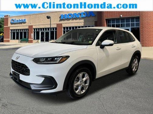 2025 Honda HR-V LX