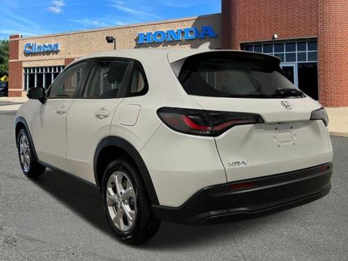 2025 Honda HR-V LX