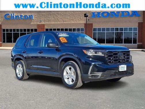 2023 Honda Pilot LX
