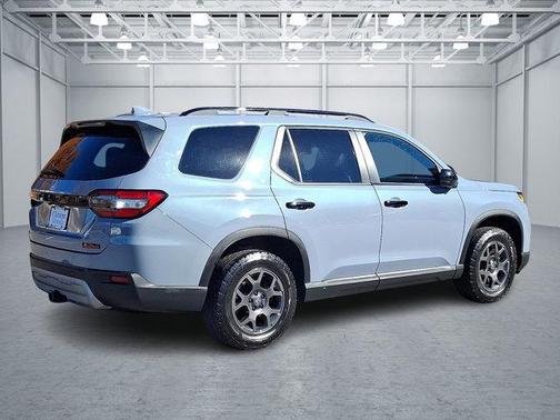 2023 Honda Pilot TrailSport