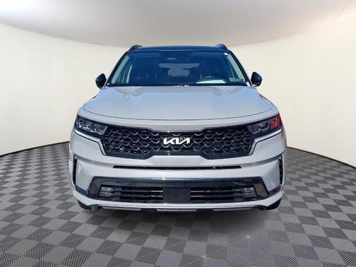 Wolf Gray 2023 Kia Sorento SX
