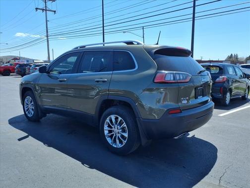 2021 Jeep Cherokee Latitude Lux