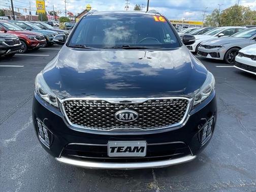 2016 Kia Sorento SX