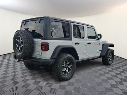 Bright White Clearcoat 2019 Jeep Wrangler Unlimited Rubicon