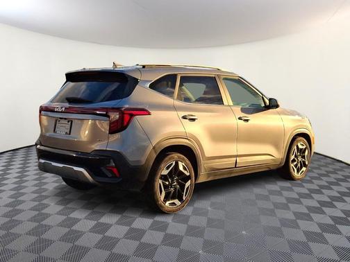 2024 Kia Seltos SX