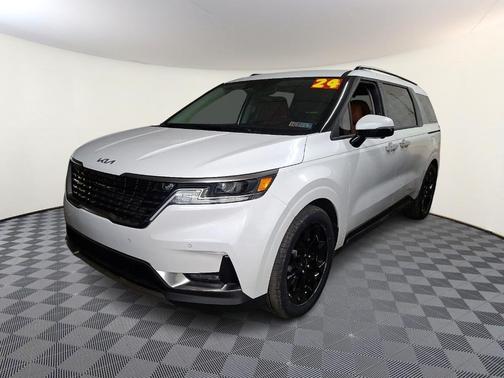 2024 Kia Carnival SX