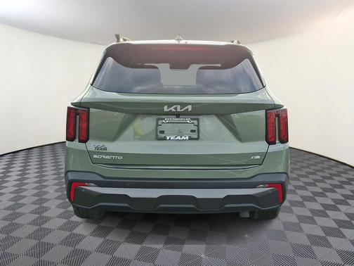 2024 Kia Sorento X-Line EX