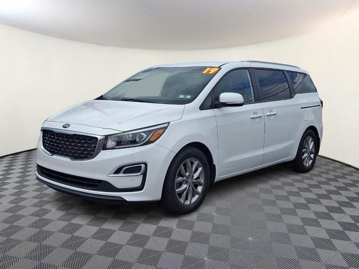 Snow White Pearl 2019 Kia Sedona EX