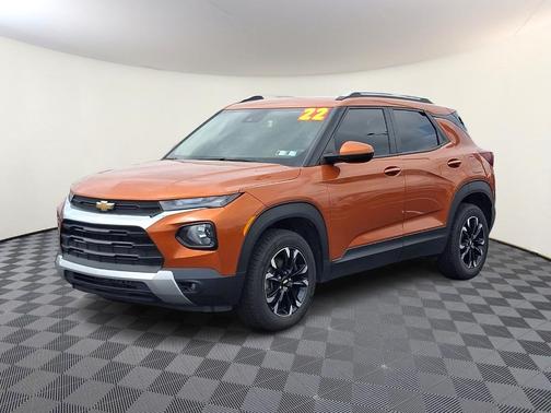 Vivid Orange Metallic 2022 Chevrolet Trailblazer LT