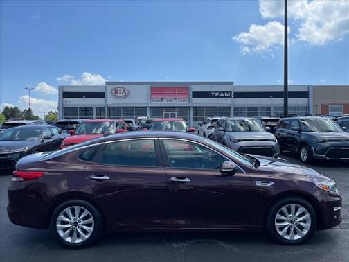2017 Kia Optima LX