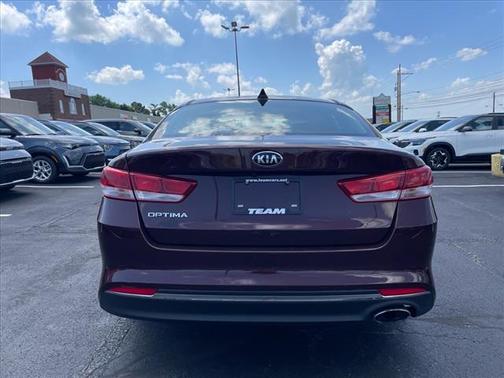2017 Kia Optima LX