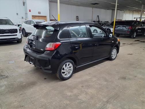 2022 Mitsubishi Mirage ES