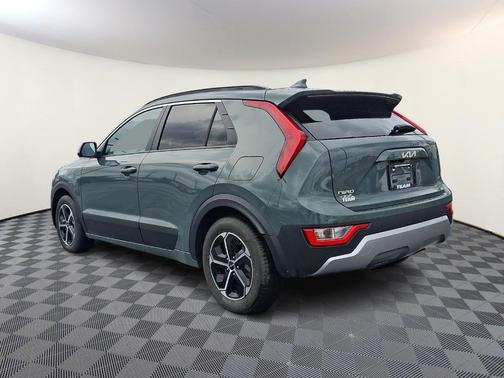 2023 Kia Niro EX