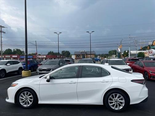 2021 Toyota Camry LE