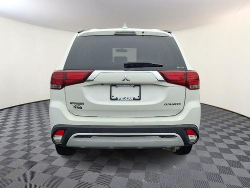 2019 Mitsubishi Outlander ES