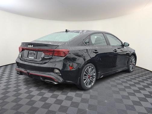 Aurora Black 2023 Kia Forte GT