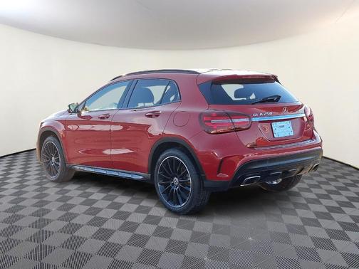 2020 Mercedes-Benz GLA 250 Base 4MATIC