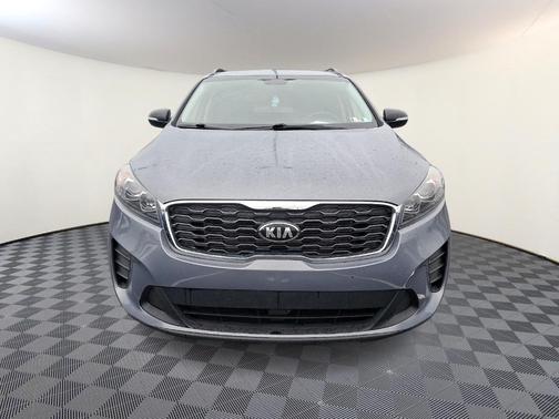 Everlasting Silver 2020 Kia Sorento S