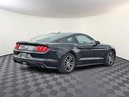 2017 Ford Mustang EcoBoost