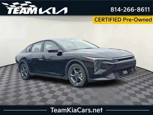 Aurora Black Pearl 2025 Kia K4
