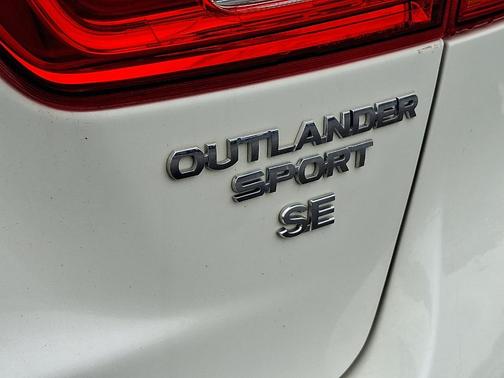 2017 Mitsubishi Outlander Sport 2.4 SE