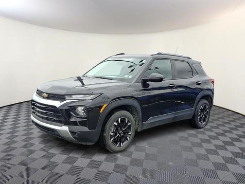 Mosaic Black Metallic 2023 Chevrolet Trailblazer LT