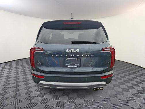Gravity Gray 2022 Kia Telluride S