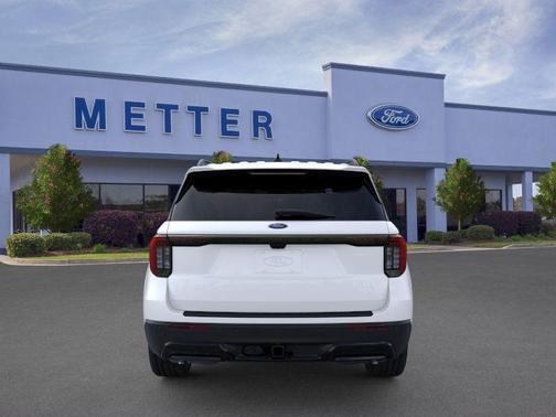 Star White Metallic Tri-Coat 2026 Ford Explorer ST-Line