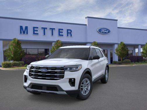 Space White Metallic 2026 Ford Explorer Active