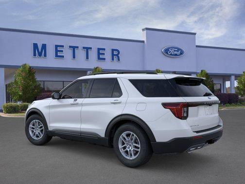 Space White Metallic 2026 Ford Explorer Active