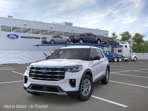 Space White Metallic 2026 Ford Explorer Active